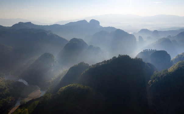 山外山，是什么模樣？